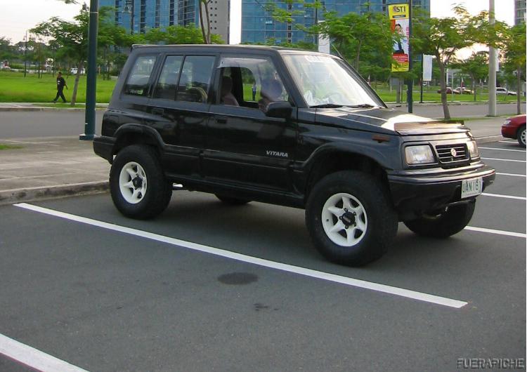 suzuki vitara 4x4